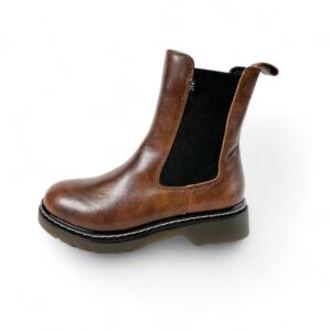 Musse and Cloud - naisten ja miesten nahkanilkkurit venykkeillä